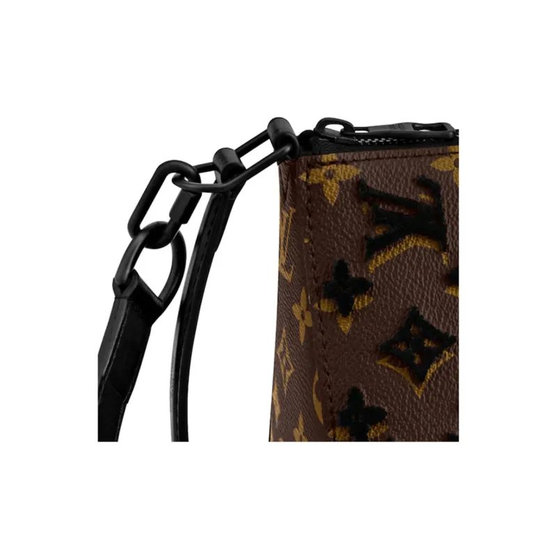 LOUIS VUITTON Triangle Messenger Monogram Tuffetage Black-5
