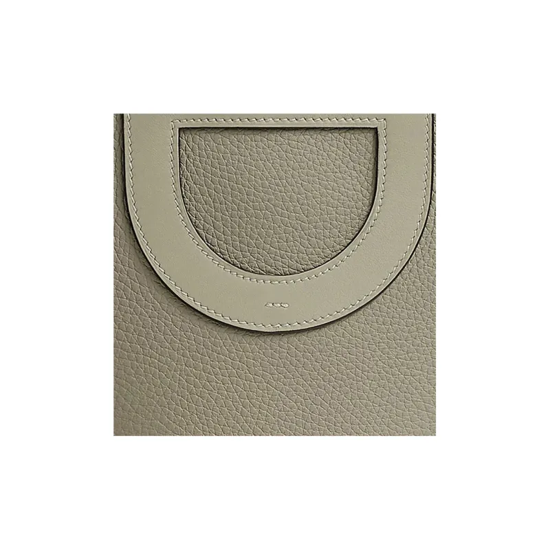 HERMES In The Loop Handbags-3