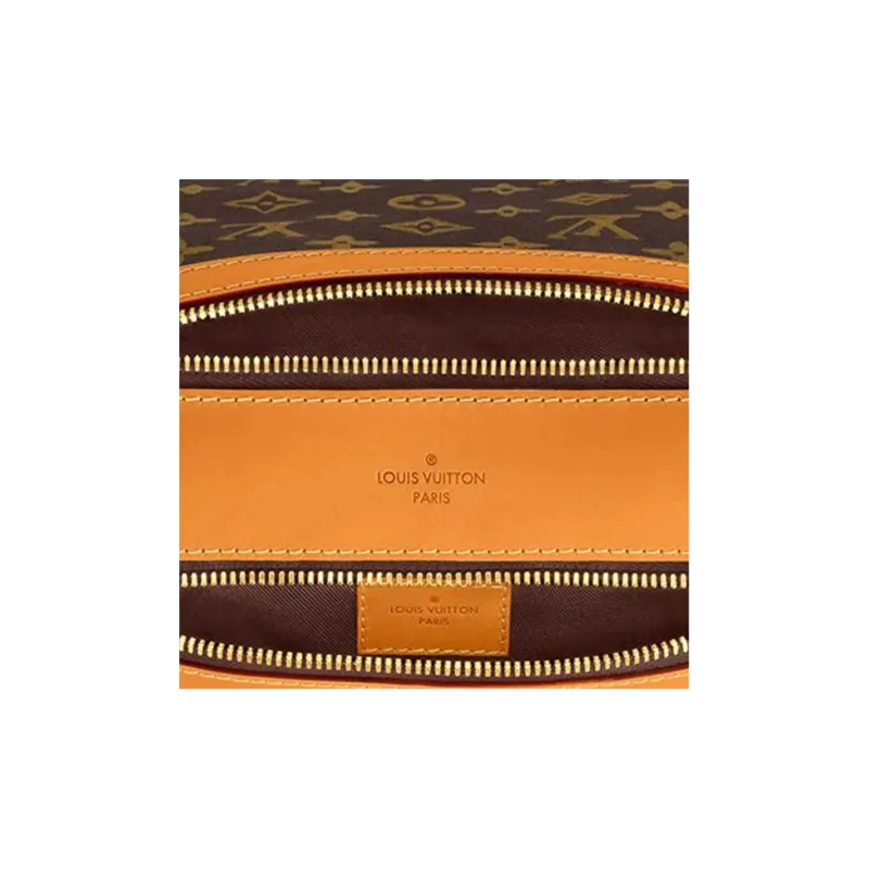 LOUIS VUITTON Saumur Messenger Monogram Legacy Pm Brown-5