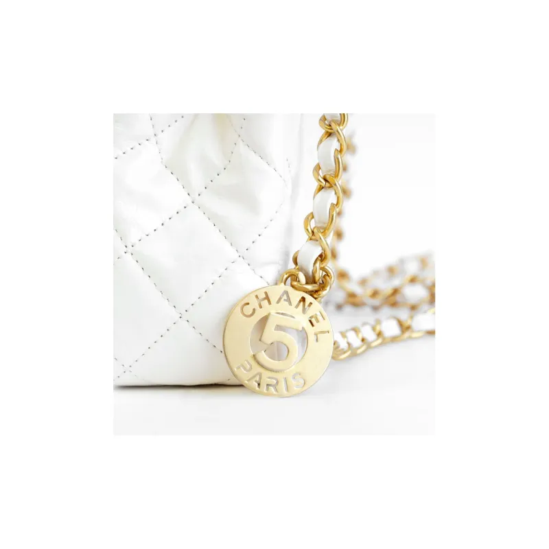 CHANEL HOBO Bright Color Wrinkle Oil Wax Calfskin Hobo Bag, Shoulder Bag, Crossbody Bag Trumpets Women's White-5