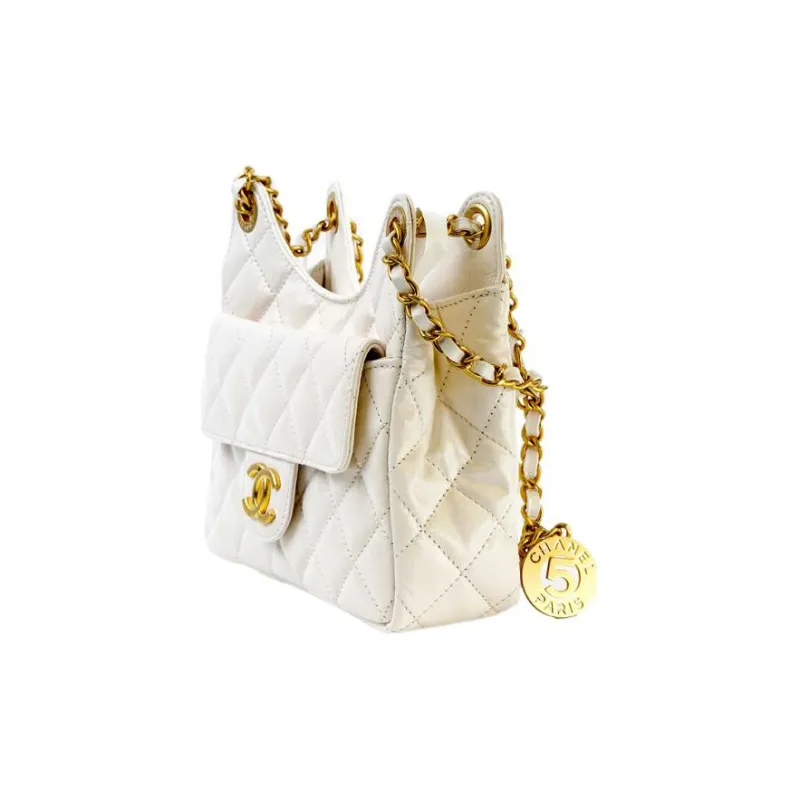 CHANEL HOBO Bright Color Wrinkle Oil Wax Calfskin Hobo Bag, Shoulder Bag, Crossbody Bag Trumpets Women's White-2