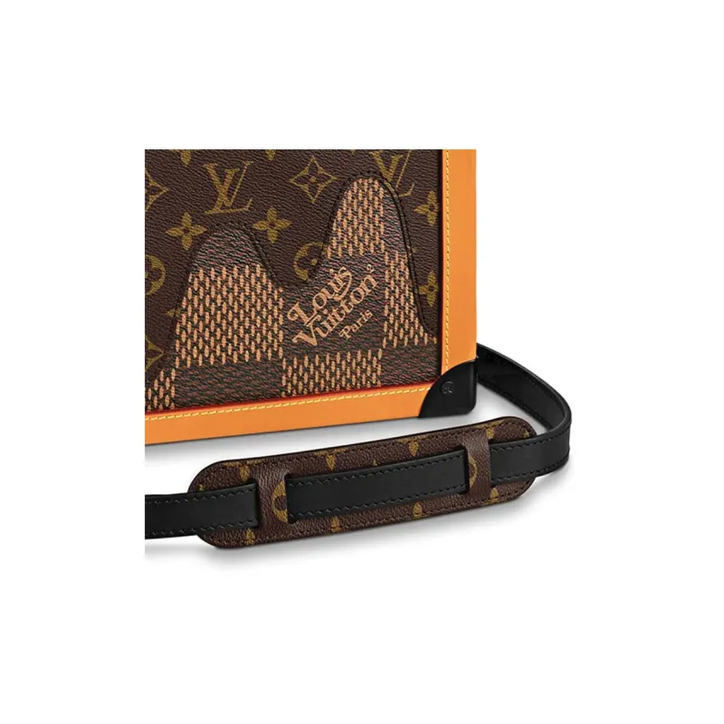 LOUIS VUITTON X Nigo Soft Trunk Damier Ebene Giant Brown-4