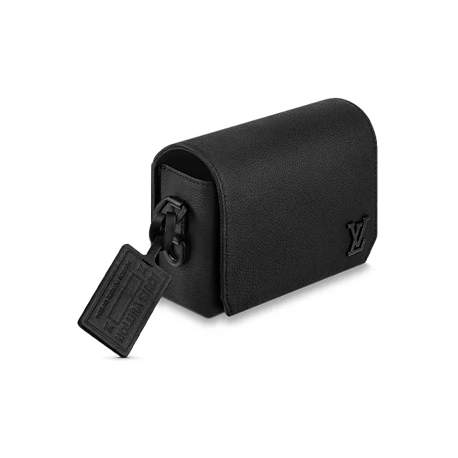 LOUIS VUITTON M82086 Fastline Wearable Wallet-1
