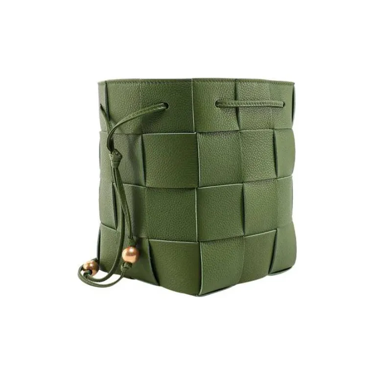 Bottega Veneta Intreccio Strapped Bucket Bag-1