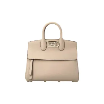 FERRAGAMO Studio Calfskin Shoulder Bag Crossbody Bag Handbag Small Size Women's Light Brown
