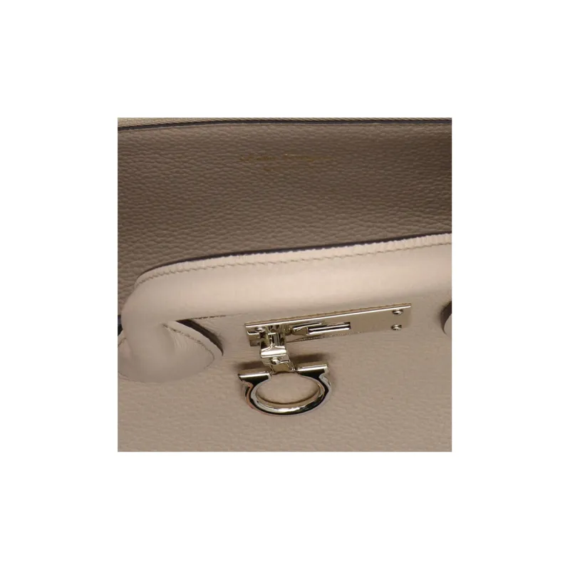 FERRAGAMO Studio Calfskin Shoulder Bag Crossbody Bag Handbag Small Size Women's Light Brown-7