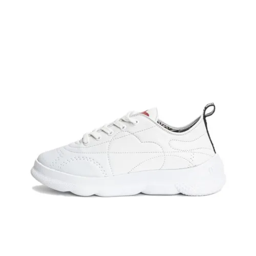 LOVE MOSCHINO Casual Shoes Women's Low-Top White