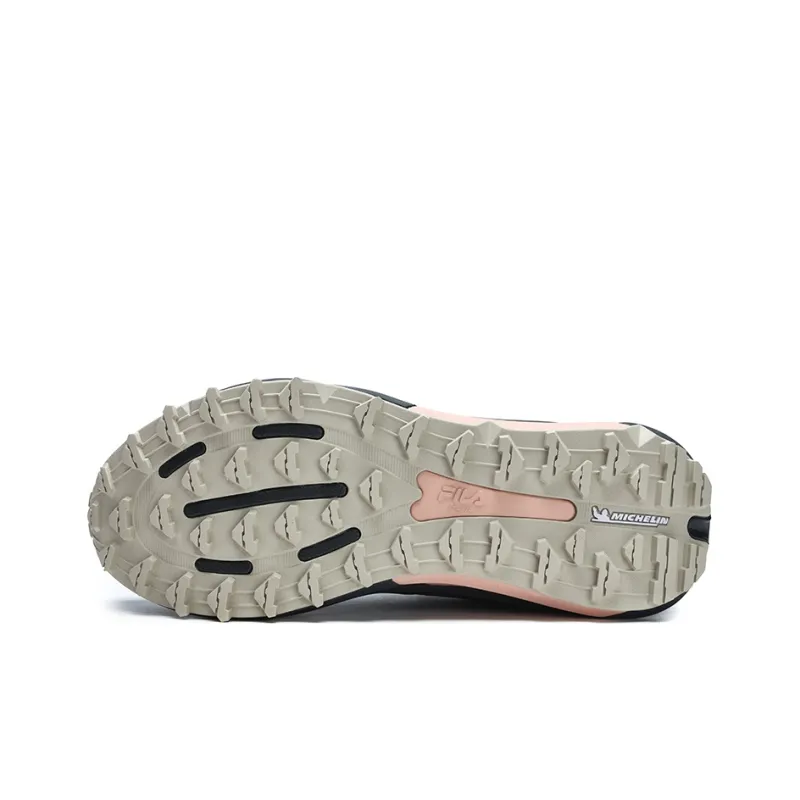 FILA LYNX Anti Slip Wear Resistant Low Top Trail Running Running Shoes Women's Pink Black-4