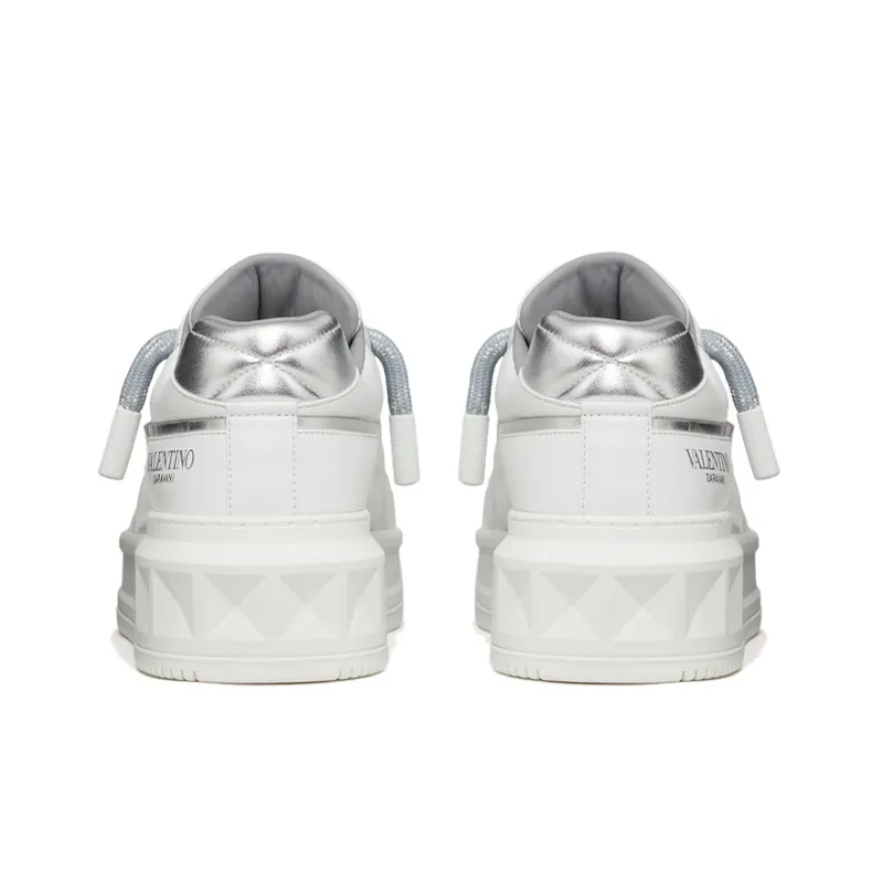 Valentino One Stud Low Top Stylish Skateboarding Shoes Men's Gray White-4