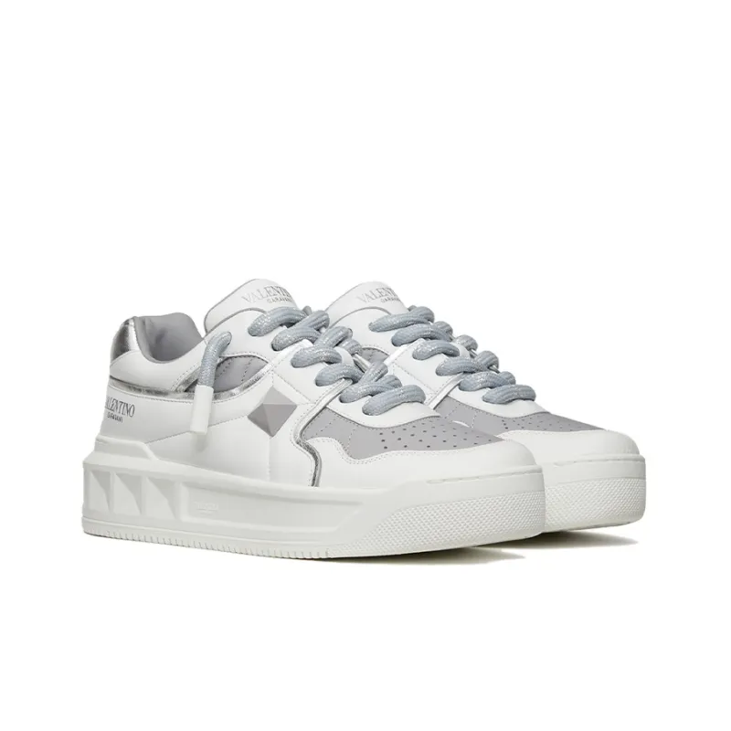 Valentino One Stud Low Top Stylish Skateboarding Shoes Men's Gray White-2