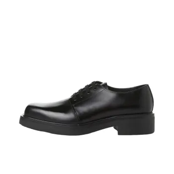 PRADA Men's Casual Shoes Men Low-Top Black