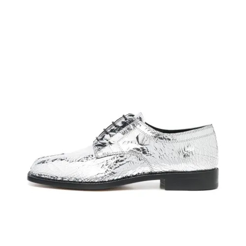 Maison Margiela Tabi Mirror-effect Lace-up Brogues