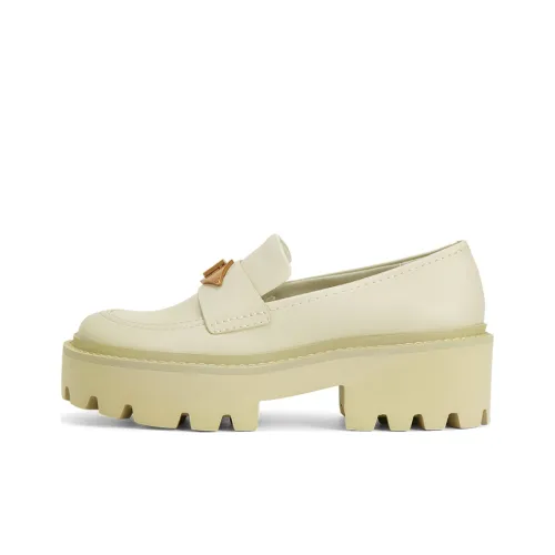 CHARLES&KEITH Loafers Women's Black