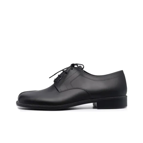 Maison Margiela Tabi Lace-up Brogues