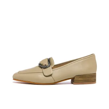 Clarks Chunky Heel Mary Jane Shoes Women's Sand