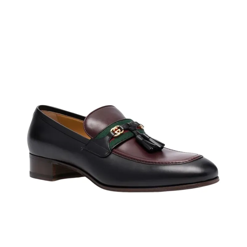 GUCCI Logo-plaque Almond-toe Loafers-1