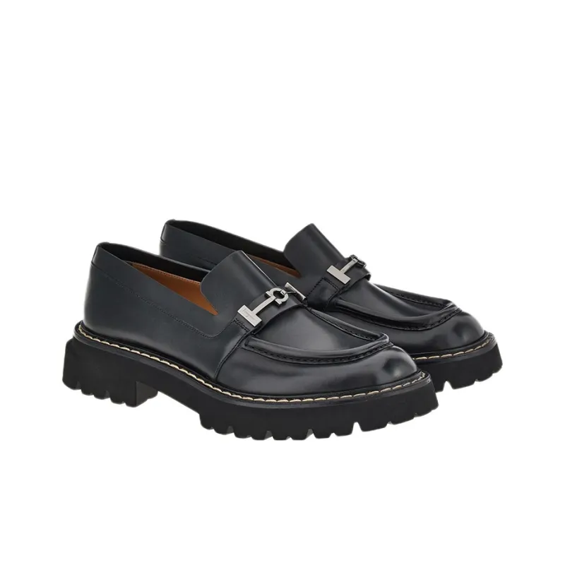 FERRAGAMO Gancini-plaque Leather Moccasin-1