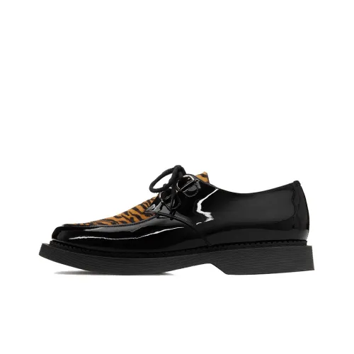 SAINT LAURENT Men's Casual Shoes Men Low-Top Black/Gold