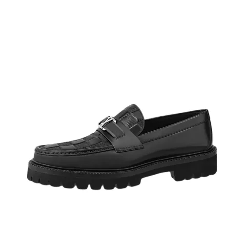 LOUIS VUITTON MAJOR Men's Casual Shoes Men Low-Top Black