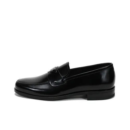 PRADA Men's Casual Shoes Men Low-Top Black