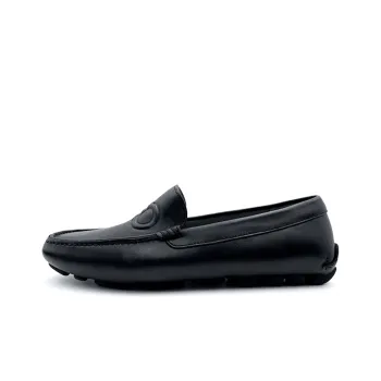 FERRAGAMO SS21Gancini Round Tip Flat Men's Black