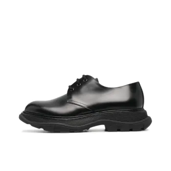Alexander McQueen Tread Men's Casual Shoes Men's Black