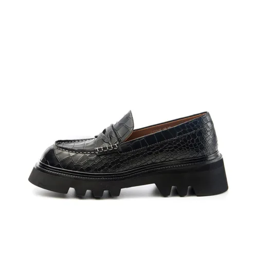 It's Toasted Lucky Breakfast Loafers Women's Black