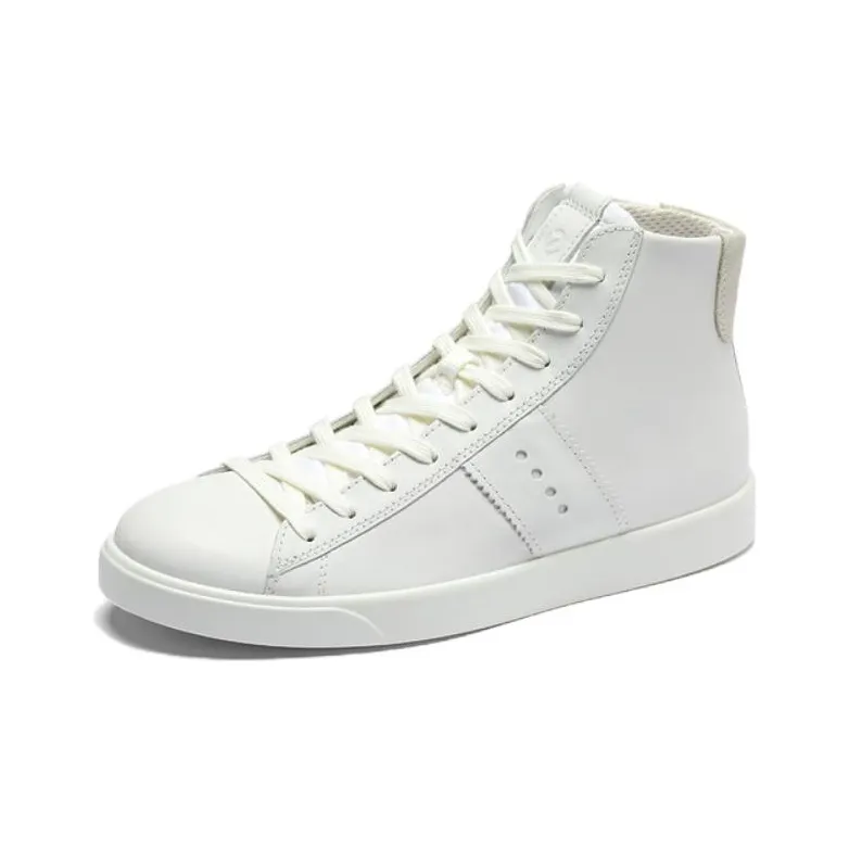 Ecco Stylish Skateboarding Shoes Women's White-0