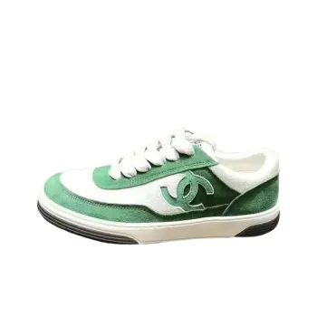 CHANEL 23P Low Top Stylish Skateboarding Shoes Women's White Green