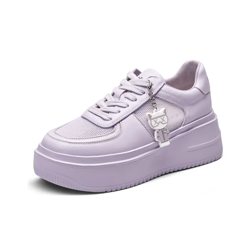 Kiss Kitty Skateboard Shoes Women's Low-Top Purple-1