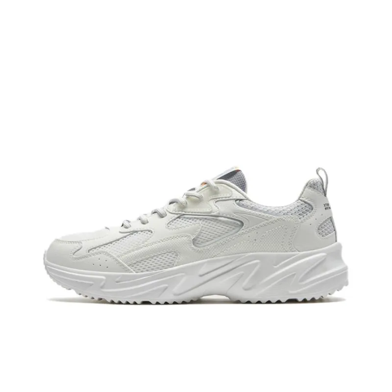XTEP Ruyi Anti Slip Wear Resistant Low Top Sports Casual Shoes Sail White-0