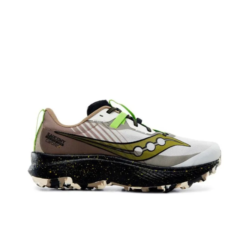 saucony Endorphin Edge 'Fog Black'-1