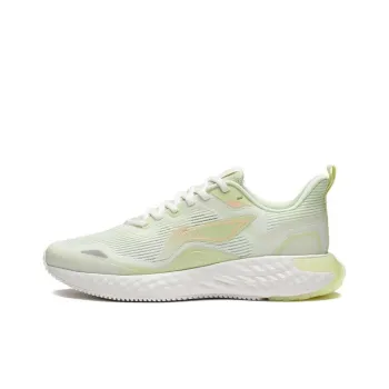 LiNing Chasing clouds Anti Slip And Wear Resistant Breathable Low Top Running Shoes Women's Light Fruit Green