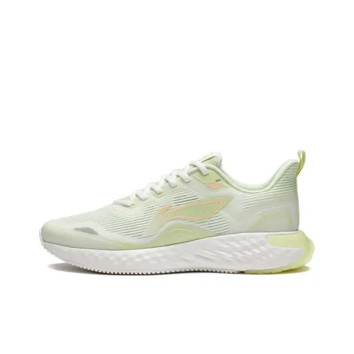 LiNing Chasing-clouds Anti-Slip And Wear-Resistant Breathable Low-Top Running Shoes Women's Light Fruit Green