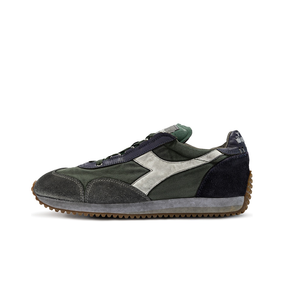 Diadora shoes retro best sale