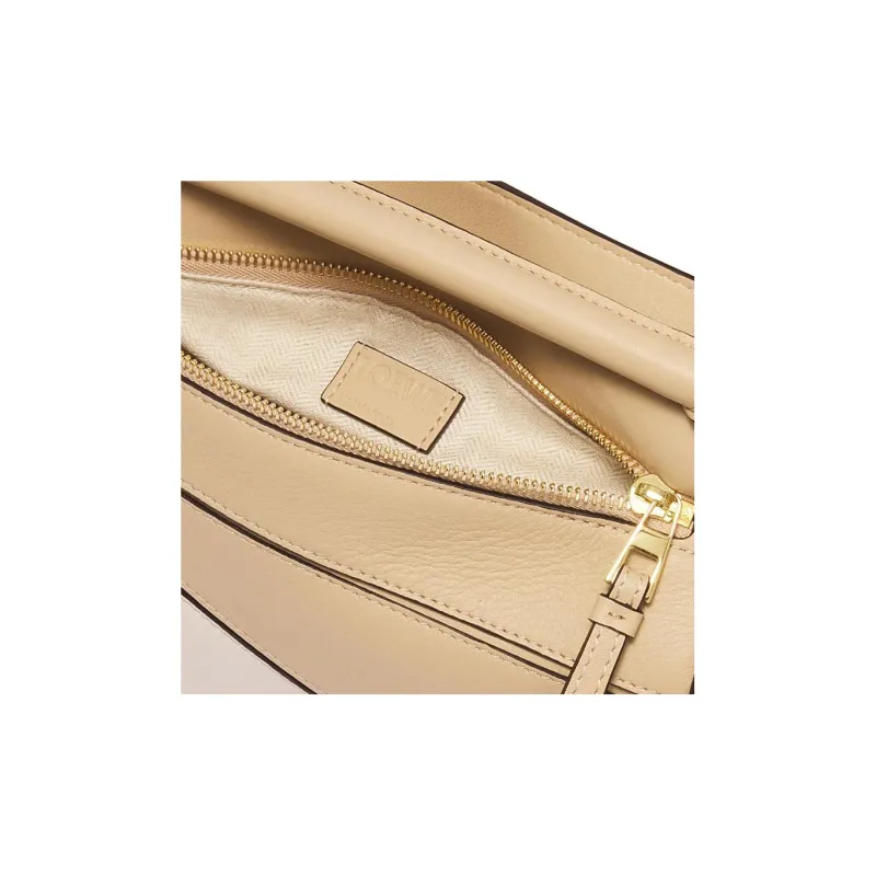 LOEWE Puzzle Cow Leather Puzzle Bag, Handbag, Shoulder Bag, Crossbody Bag Trumpets Women's Gray Beige/Soft White-6
