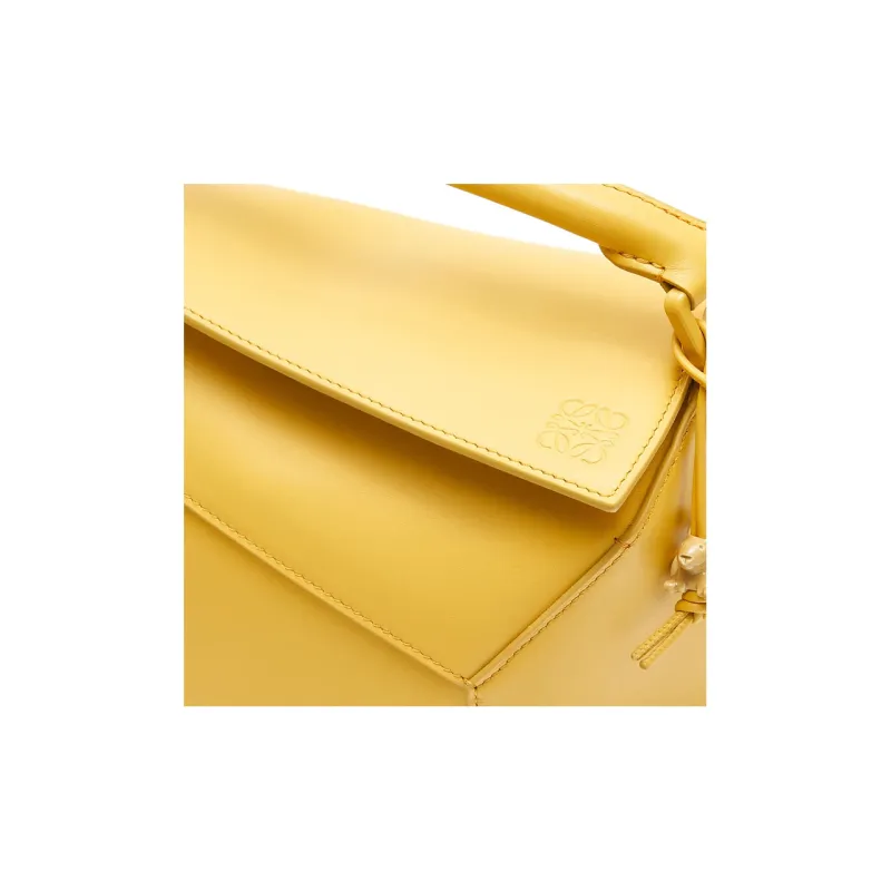 LOEWE Puzzle Edge Bag In Satin Calfskin Small Pale Yellow Glaze-5