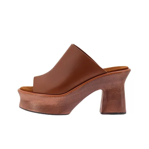 FERRAGAMO Peep-toe Platform Leather Mules