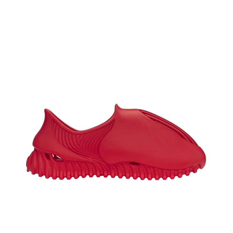 GENEGG Foam Runner Whale 'Ruby Red'-1
