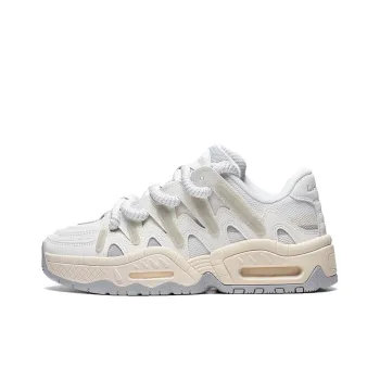 LiNing CF Tracing, Version 2.0 Lightweight, Wear resistant, And Non slip Low Top Sports Casual Shoes Women's White Gray