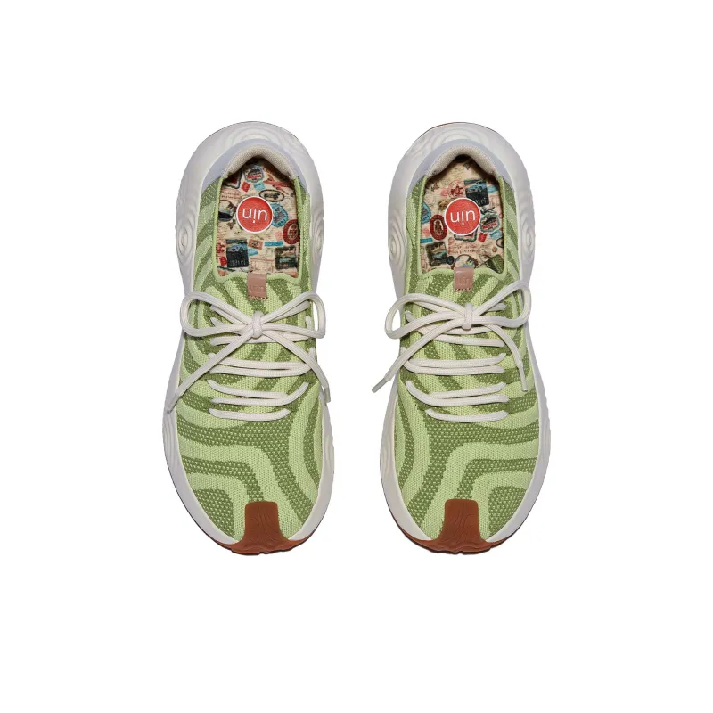 U.IN Painted Travel Shoes In Plain White Braava 2 Casual Shoes Women's-14