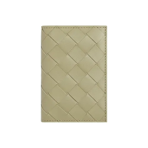 Bottega Veneta Cow Leather Card Holder Women's Limestone Green