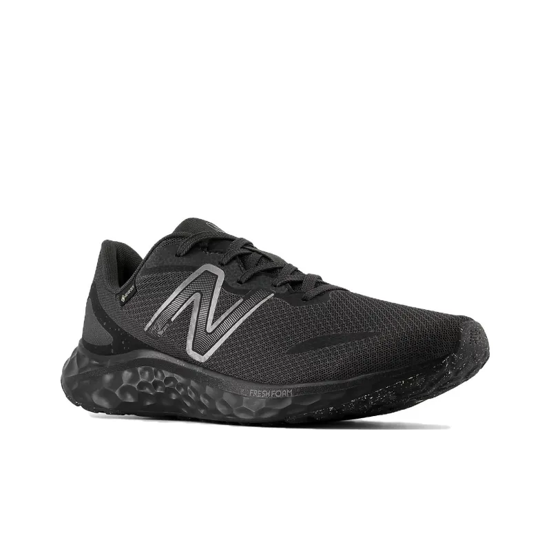 New Balance Fresh Foam Arishi V4 Gore Tex Black-2