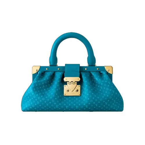 LOUIS VUITTON Clutch Box Handbags