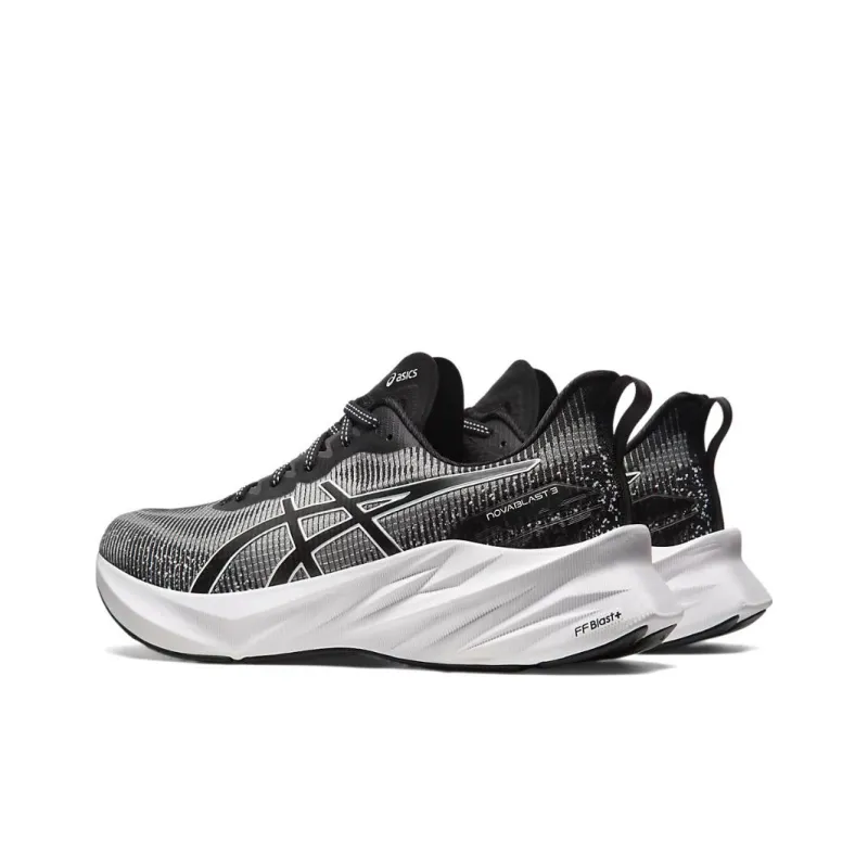 Asics Novablast 3 Le 'Black White'-3