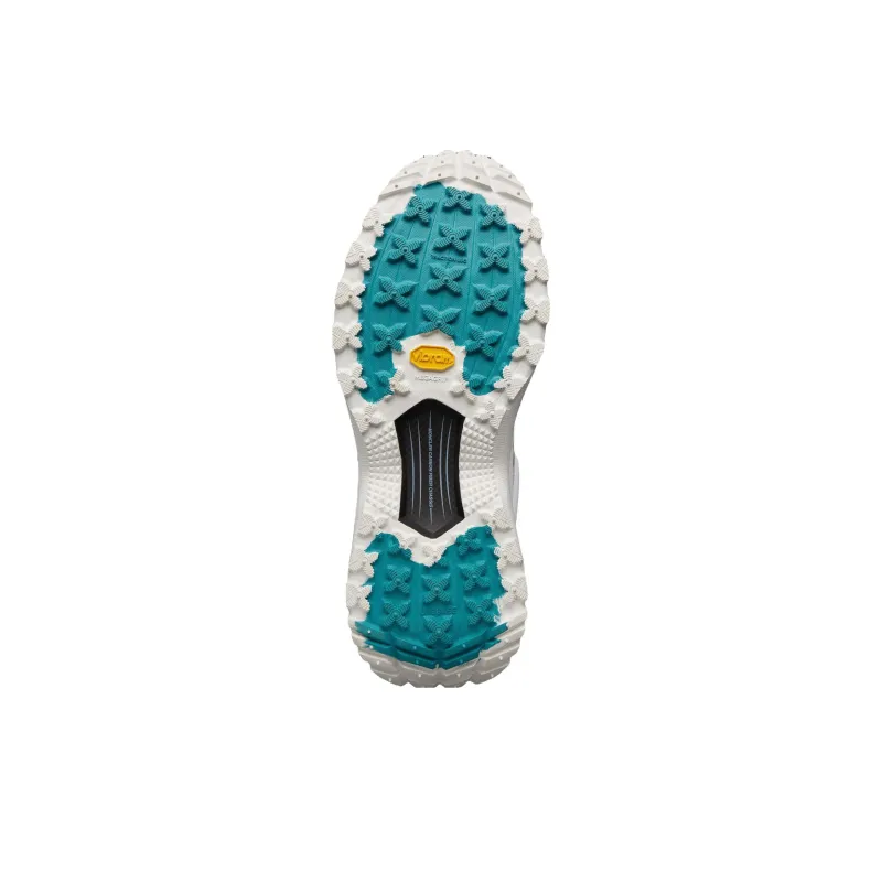 Moncler Trailgrip Lite White-3