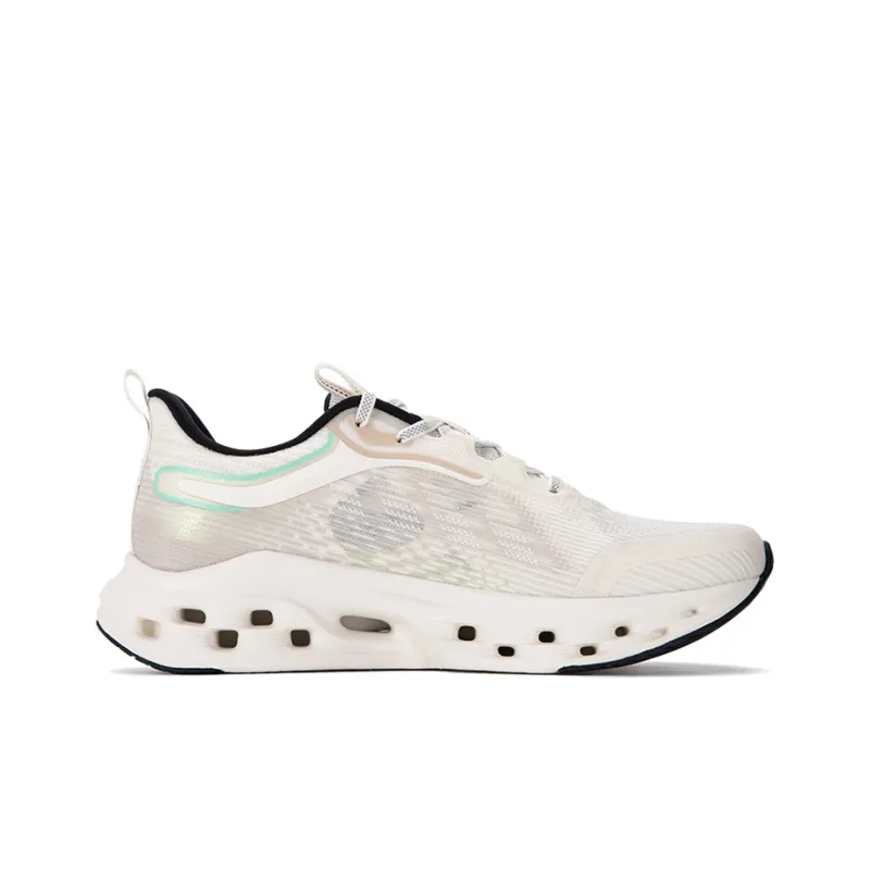 XTEP Shock Absorption Spinning 10.0 Running Shoes Men Low Top White Green-1