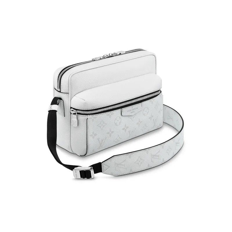 LOUIS VUITTON Outdoor Messenger Optic White-1