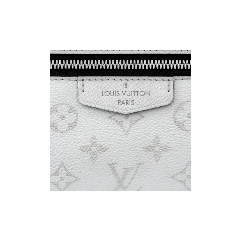 LOUIS VUITTON Outdoor Messenger Optic White-4