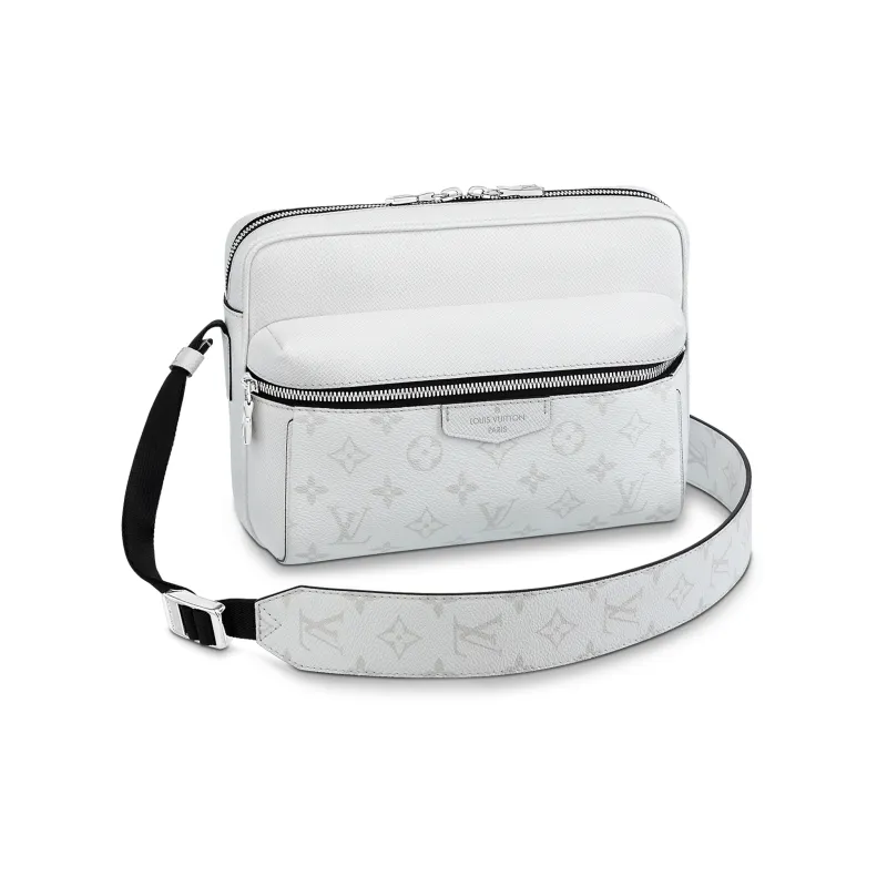 LOUIS VUITTON Outdoor Messenger Optic White-0
